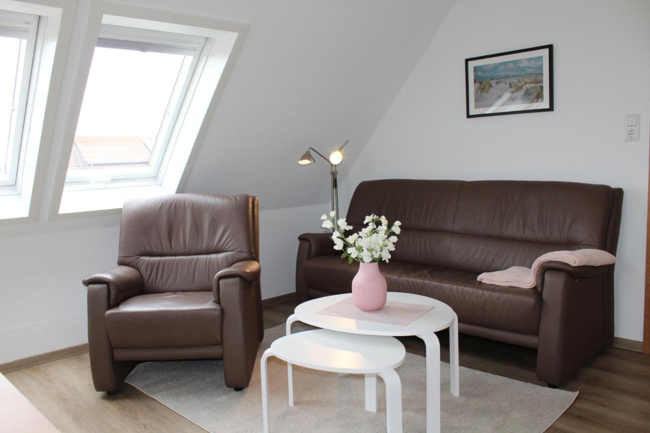 Apartamento Haus Anker Neuharlingersiel Exterior foto